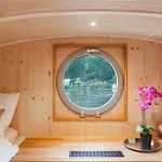 船上ホテル Hausboot Vom Feinsten ベルリン