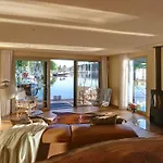 船上ホテル Hausboot Vom Feinsten ベルリン