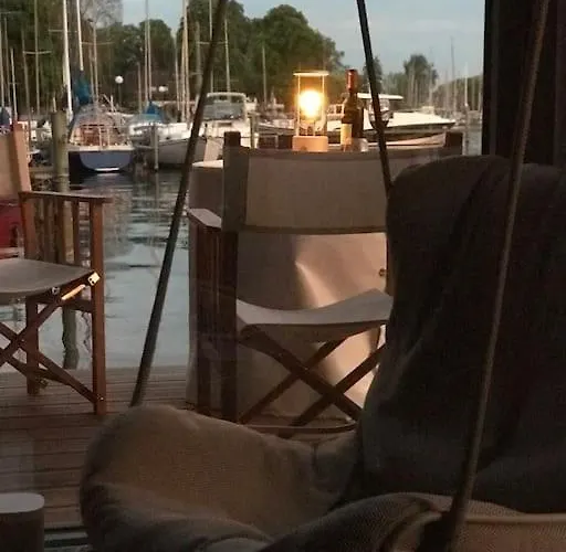 Hausboot Vom Feinsten بوتيل